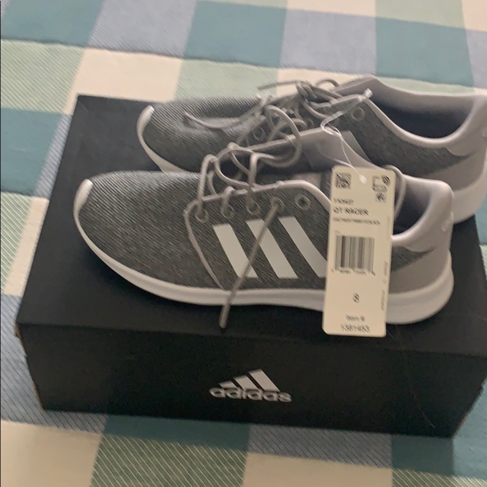 Adidas sneakers size 8